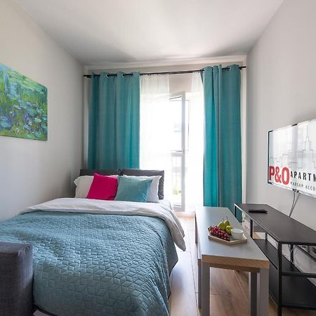 Okecie Airport Studio Bakalarska 2 P&O Serviced Apartments Varşovia Exterior foto