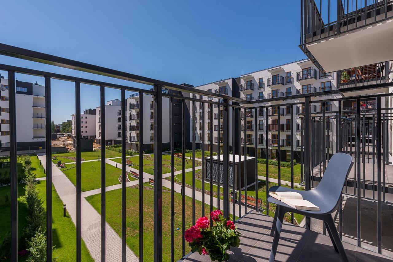 Okecie Airport Studio Bakalarska 2 P&O Serviced Apartments Varşovia Exterior foto