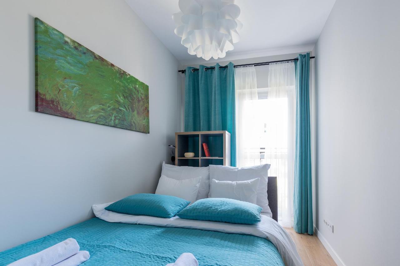 Okecie Airport Studio Bakalarska 2 P&O Serviced Apartments Varşovia Exterior foto