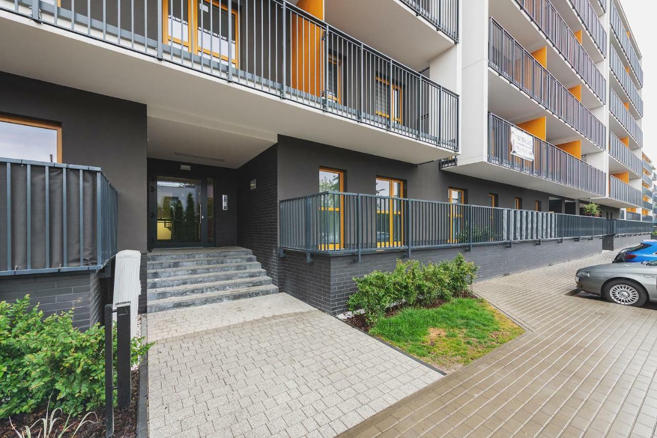 Okecie Airport Studio Bakalarska 2 P&O Serviced Apartments Varşovia Exterior foto