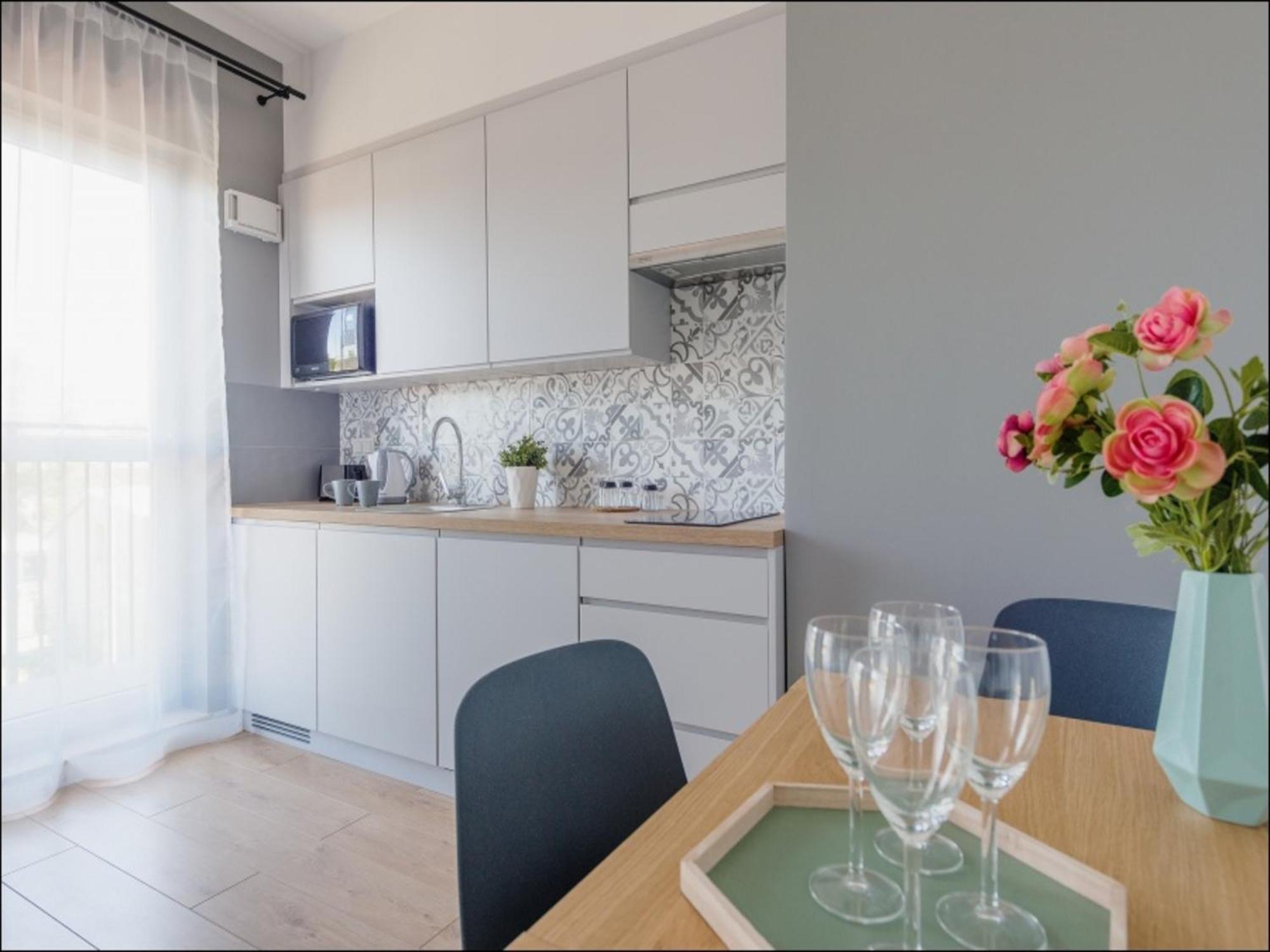 Okecie Airport Studio Bakalarska 2 P&O Serviced Apartments Varşovia Exterior foto
